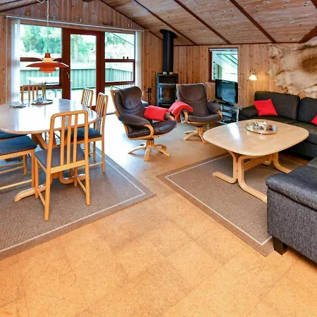 Secluded Holiday In Jutland With Whirlpool Semesterbostad Nørre Nebel
